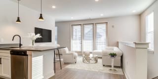 The Collins Luxury Apartments Gallery 5
