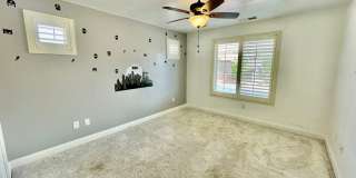 Beautiful Five Bedroom with Office in Desert Hills Gallery 25