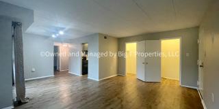 1 bd 1ba in Leesburg, VA overlooking golf course Gallery 1