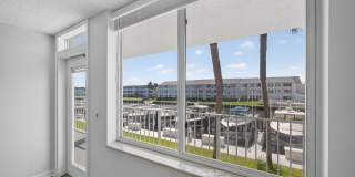 104 Paradise Harbour Boulevard unit: 203 Gallery 9