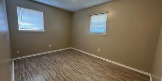 3 bed, 1 1/2 bath, 1 car garage Gallery 54