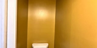 Beautifully Renovated 3BR Rowhome Near Johns Hopkins – Gated Parking + Modern Upgrades Gallery 48