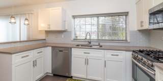 23 Carey Lane Gallery 13