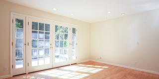 Beautifully Updated Three Bedroom Browns Valley Home Gallery 20