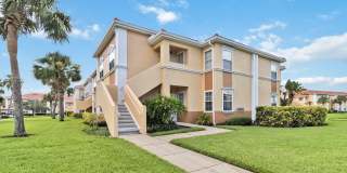 2/2 condo available now at the Villagio for annual lease Gallery 3