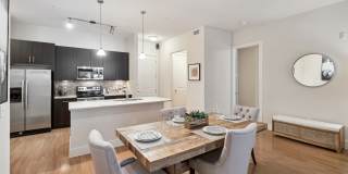 AMLI RidgeGate Gallery 23