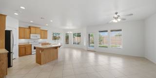 Gorgeous 3 Bedroom Home in SunRiver 55+ Community! Gallery 30
