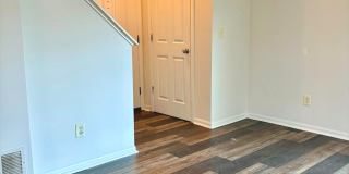 5790 Lonerise Ln Gallery 3