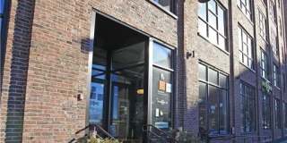 718 Washington Avenue N Gallery 29