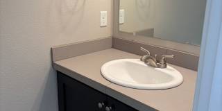 Newer Home in the Newberg Riverfront Development Gallery 6