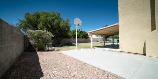 Big Pool Home/Huge Lot/3 car garage/Pets Welcome Gallery 29