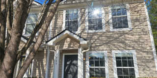 Move In special! 1/2 off the first Months rent!! 2 Bedrooms, 2.5 Baths Townhouse located in a Quiet South Fulton Neighborhood! Gallery 1