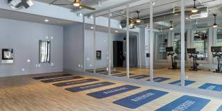 Riverside Gallery 16