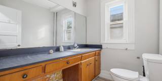 1843 Ohio Avenue Gallery 17