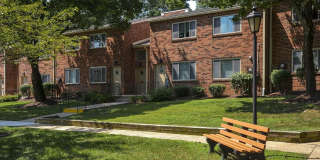 Orchard Square Gallery 9