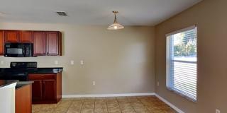 1845 Holton Road Gallery 8