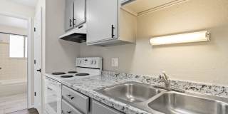 Royal Chateau Apartments Gallery 2