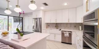 2281 SW Starling Drive Gallery 6