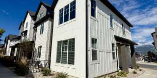1125 North Clifton Drive Gallery 1