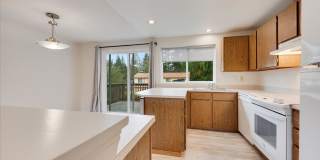 3bd/2ba Bothell Home Gallery 8