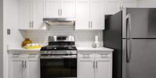 492 Boston Post Road Gallery 1