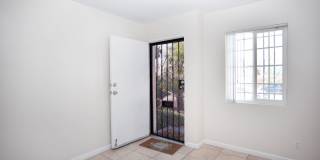 Beautiful Single Story Family Home Centrally Located Minutes From Downtown San Diego Gallery 6