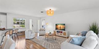 3488 SHADY BLUFFS DRIVE Gallery 2