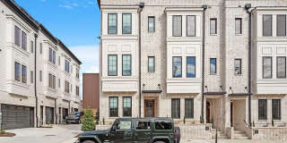 613 S West Street Gallery 1