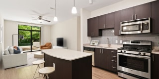 7001 Arlington at Bethesda Gallery 10