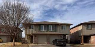 3 bedroom 2 story duplex in Deer Creek schools! Gallery 1