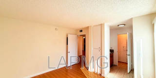 1059 Western Avenue Gallery 16