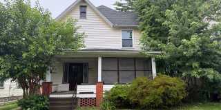 Updated 3-4 Bedroom House Gallery 1