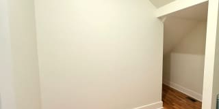 NOW SHOWING!!   EAST NASHVILLE!! ROSEBANK AREA! Gallery 10