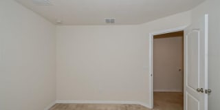 2151 Broadway View Avenue Gallery 13