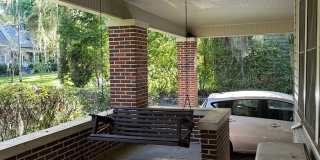 Beautiful downtown quad. 1 and 2 bed units available now. Pets allowed. Gallery 60
