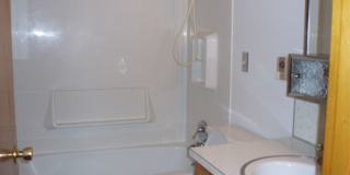 **$250 Move In Special**Cute 2 Bed 1 Bath Duplex in Tacoma Gallery 8