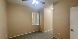 Beautiful Summerlin townhome, 3 bed, 2.5 bath, on 1st floor. Gallery 33