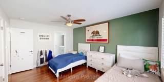 Beautiful Home with Pool! Gallery 34