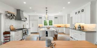 205 Morris Avenue Gallery 15