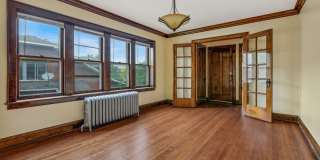 1522 N Austin Boulevard Gallery 13
