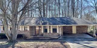 1032 Genny Lane Gallery 1