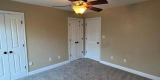 Freshly Renovated Dollhouse in Maryville!! Gallery 10