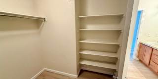 Gorgeous 2 Bedroom/2 Bathroom Condo with NEW FLOORING at Centerra!  Great Location for Commuters! Gallery 22