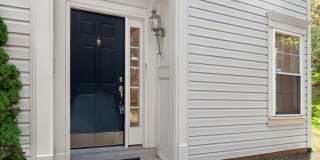 1515 SHIELDS Terrace NE Gallery 1