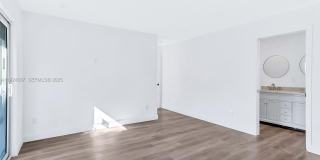 1520 NE 14th Ter Gallery 7