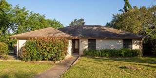 East Austin Single Story, MLK and 183 Area East Austin Single Story, MLK and 183 Area Gallery 1