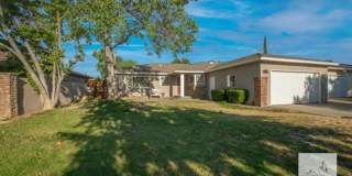 Lovely 3 bedroom 2 bath home! Gallery 1