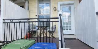 Charming 2Bed/3Bath in Patterson Place Gallery 33