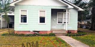Charming  in Monroe's Garden District Gallery 1