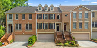 3 Bed 2 Full Bath/2 Half Bath - Rockville Townhouse - Move In Ready Gallery 1
